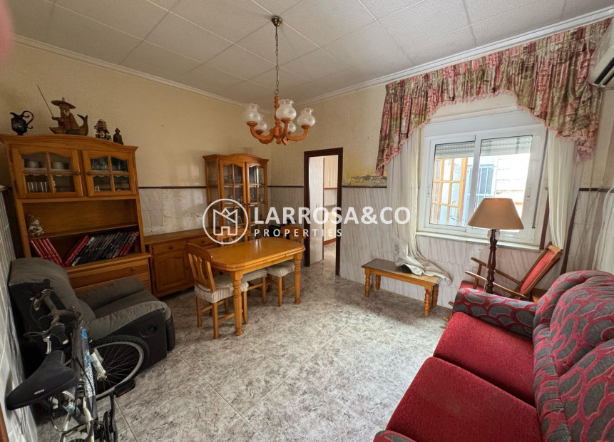 Herverkoop - Semi-detached house - Torrevieja - Centro