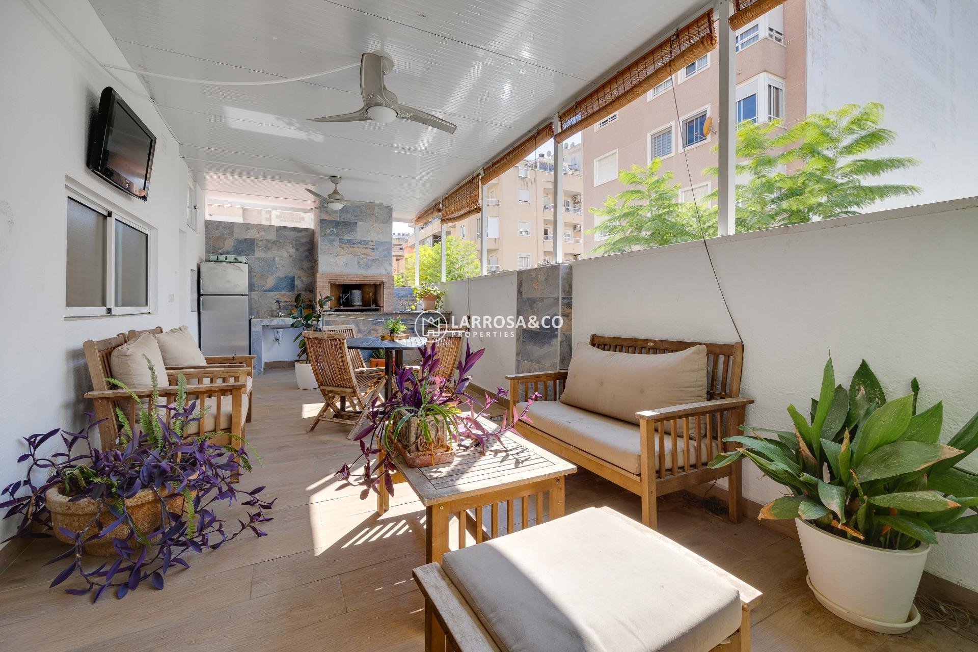 Herverkoop - Semi-detached house - Torrevieja - Centro