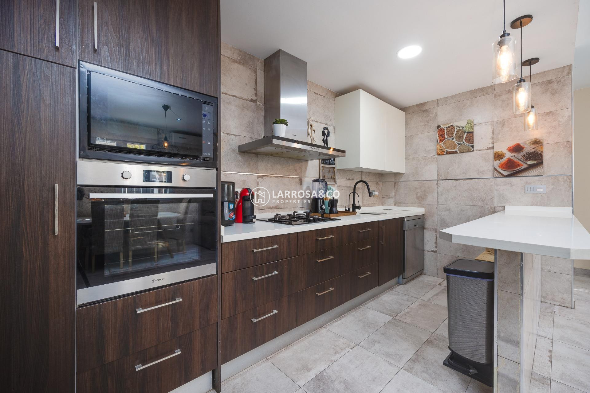 Herverkoop - Semi-detached house - Torrevieja - Centro