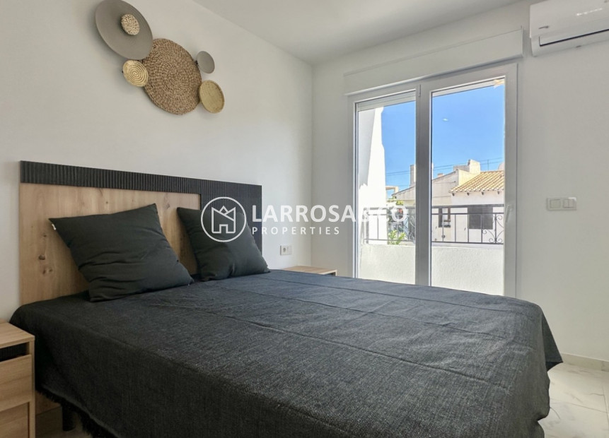 Herverkoop - Semi-detached house - Torrevieja - Costa Blanca