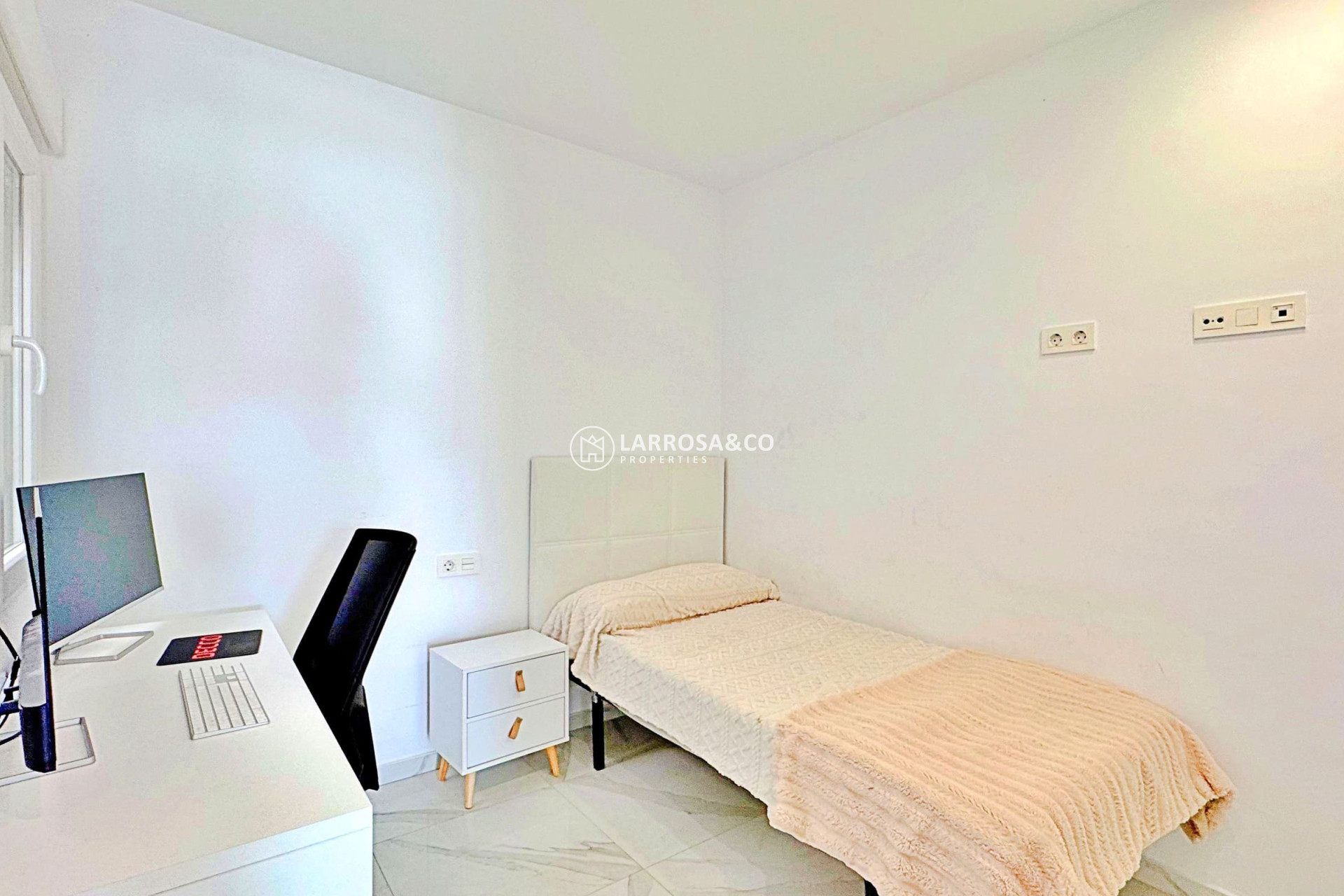 Herverkoop - Semi-detached house - Torrevieja - Costa Blanca