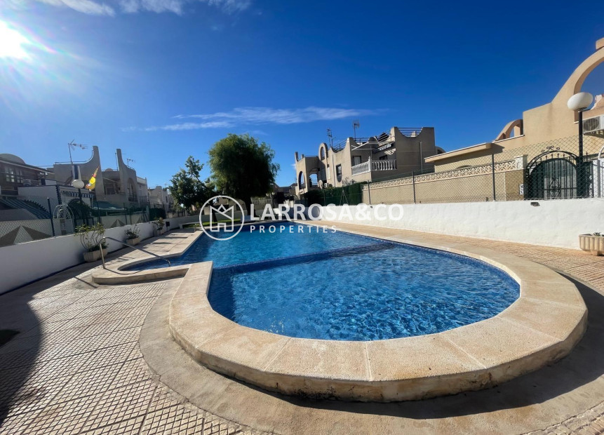 Herverkoop - Semi-detached house - Torrevieja - Doña ines