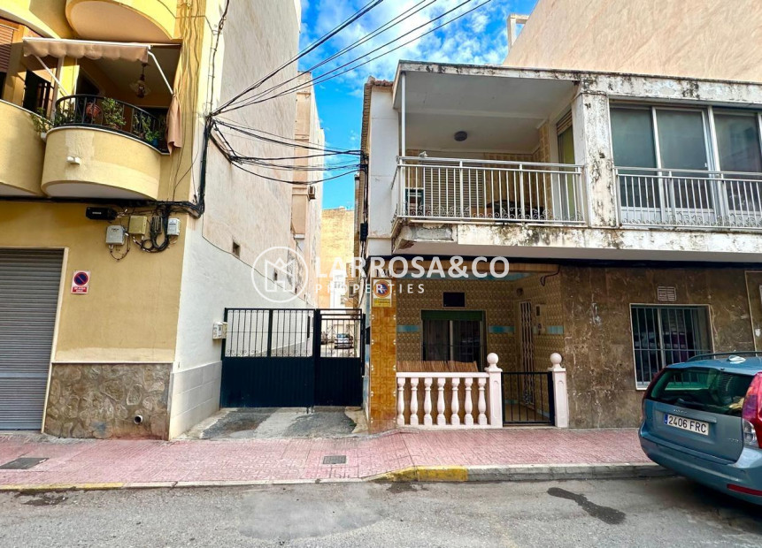 Herverkoop - Semi-detached house - Torrevieja - Playa del cura