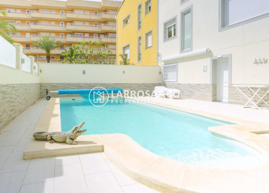 Herverkoop - Semi-detached house - Torrevieja - Punta Prima