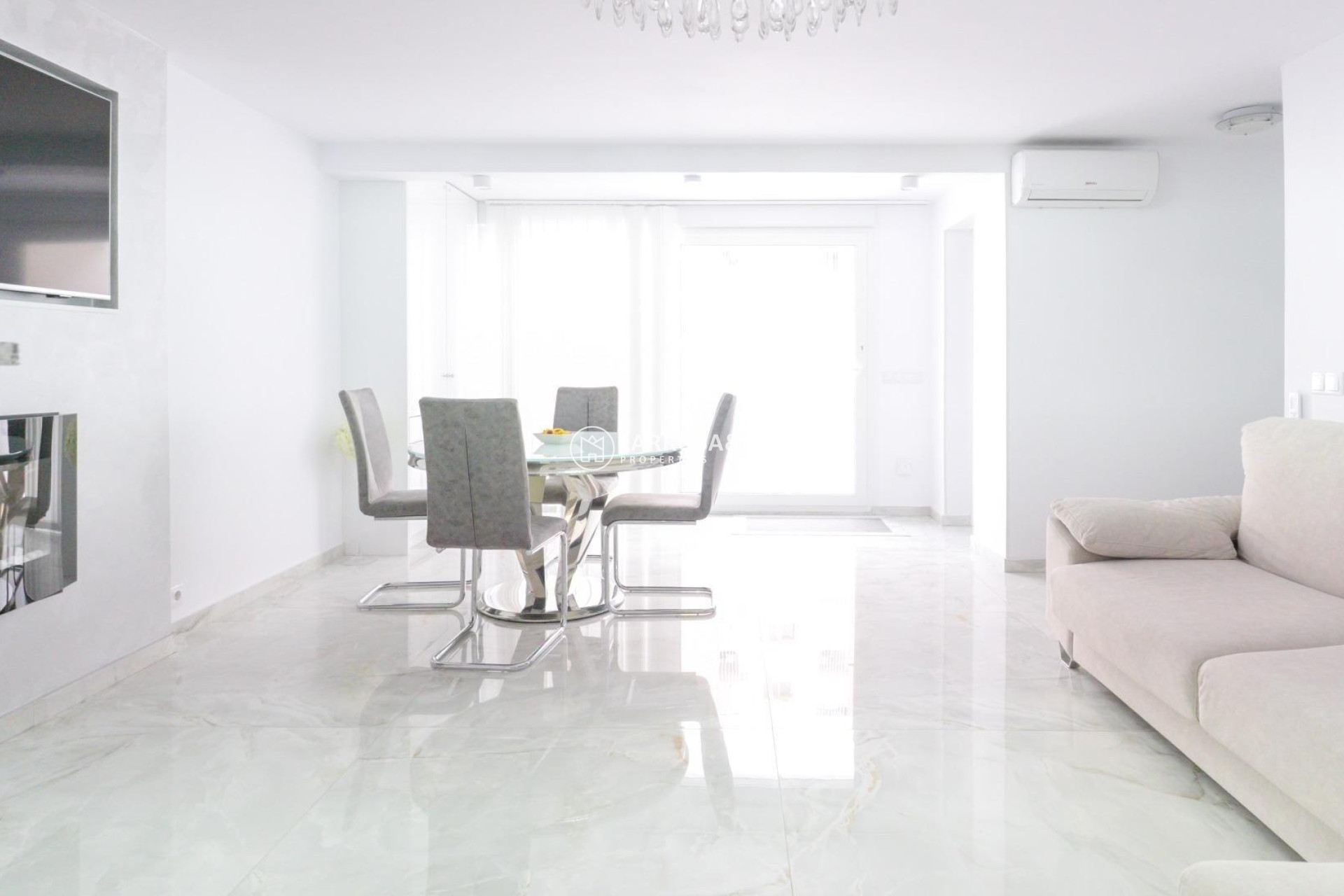 Herverkoop - Semi-detached house - Torrevieja - Punta Prima