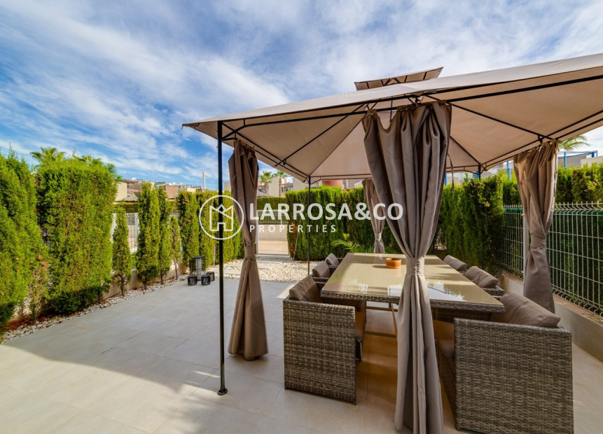 Herverkoop - Semi-detached house - Torrevieja - Sector 25