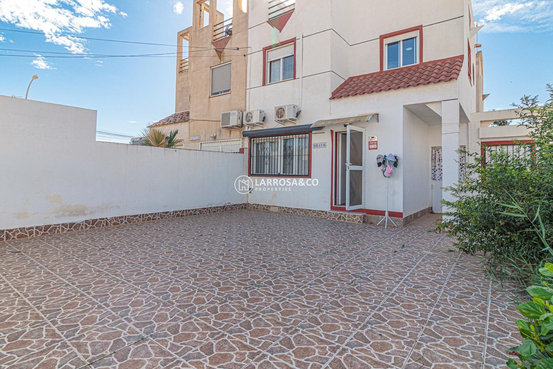 Herverkoop - Semi-detached house - Torrevieja - Torretas