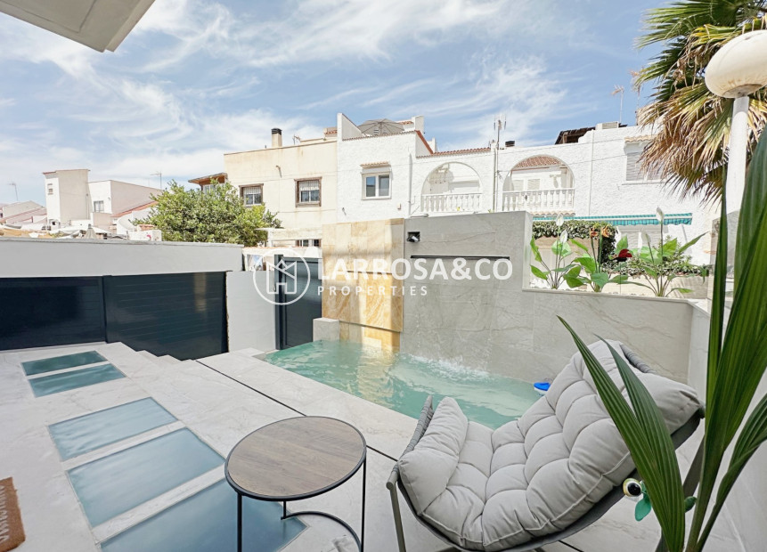 Herverkoop - Semi-detached house - Torrevieja - Torrevieja - Aguas Nuevas
