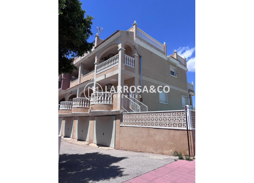 Herverkoop - Semi-detached house - Villamartin - Costa Blanca