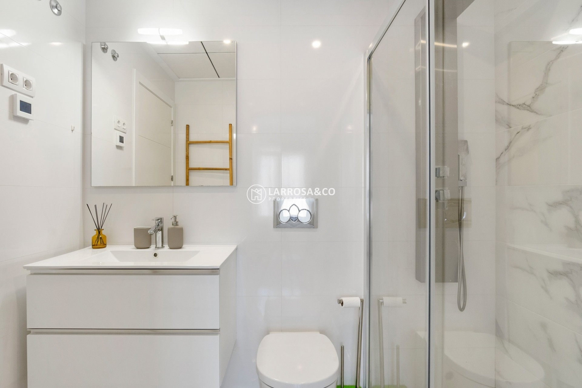 Herverkoop - Semi-detached house - Villamartin - Costa Blanca