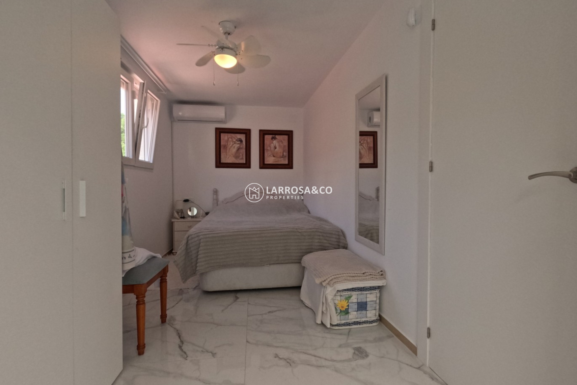 Herverkoop - Terraced house / Townhouse - Torrevieja - El Acequión - Los Náufragos