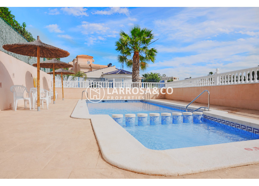 Herverkoop - Townhouse / Terraced House - Orihuela costa - La Zenia