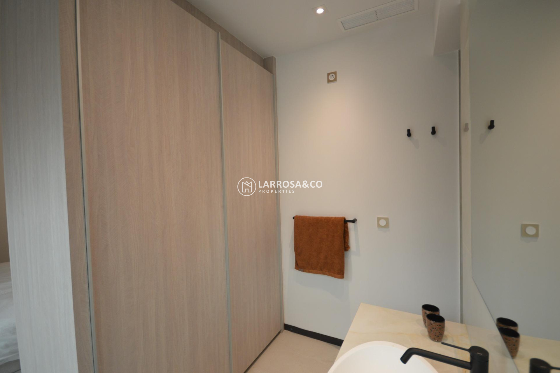 Herverkoop - Villa - Algorfa - Comunidad Valenciana