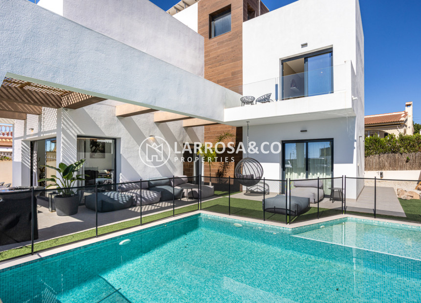 Herverkoop - Villa - Ciudad Quesada - center