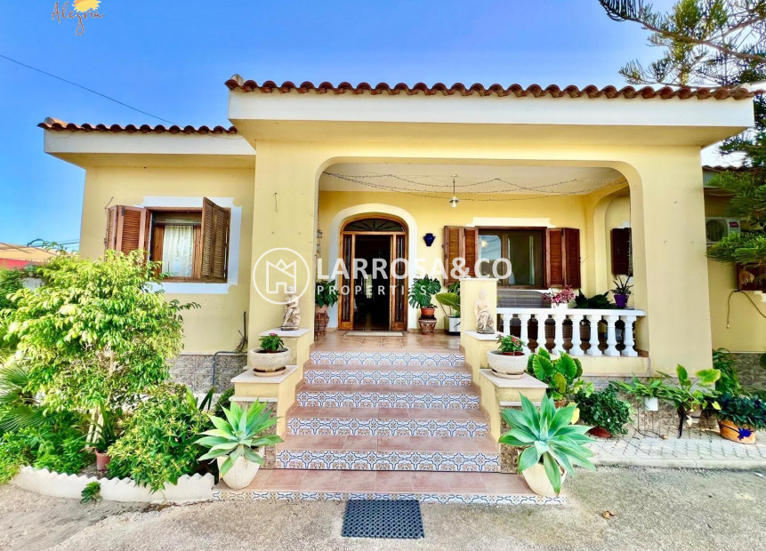 Herverkoop - Villa - Daya Vieja - Costa Blanca Sur
