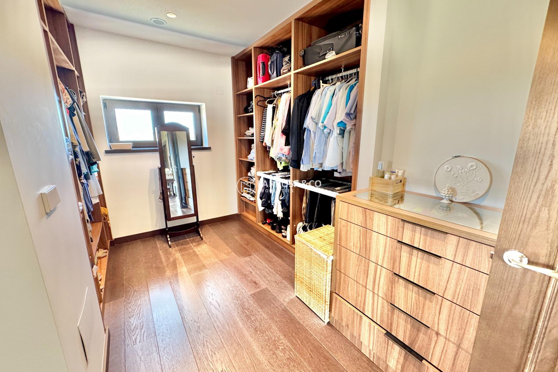 Herverkoop - Villa - Dolores - Comunidad valenciana