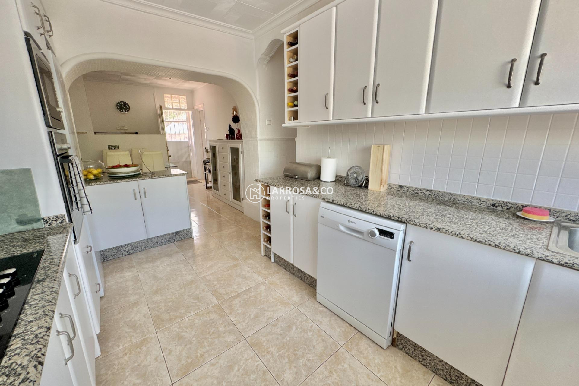 Herverkoop - Villa - Dolores - Comunidad valenciana