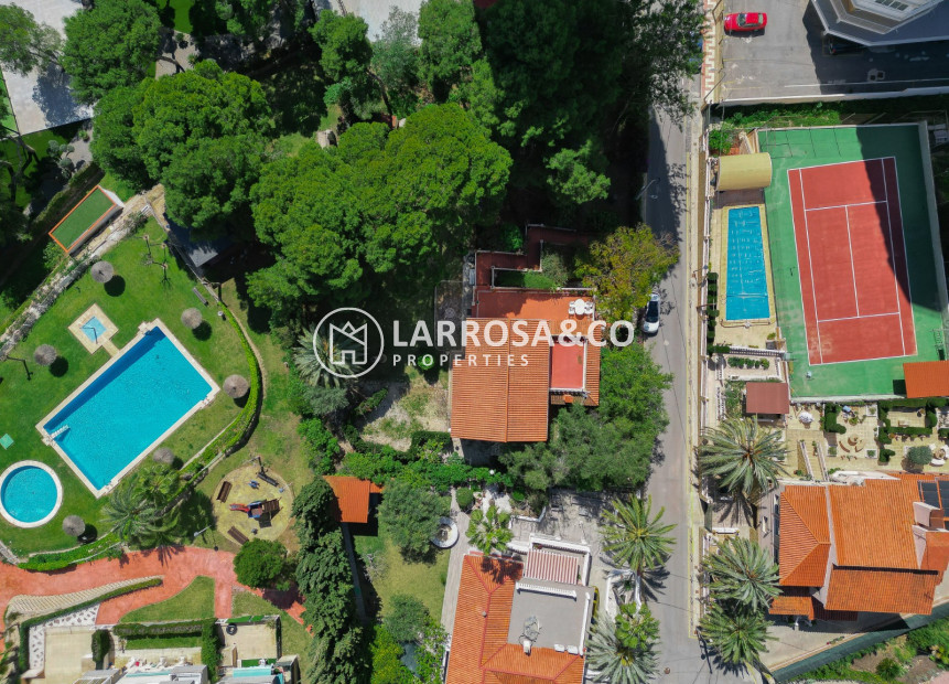 Herverkoop - Villa - El Campello - Costa Blanca