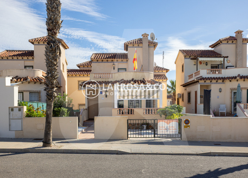 Herverkoop - Villa - Guardamar del Segura - El Raso