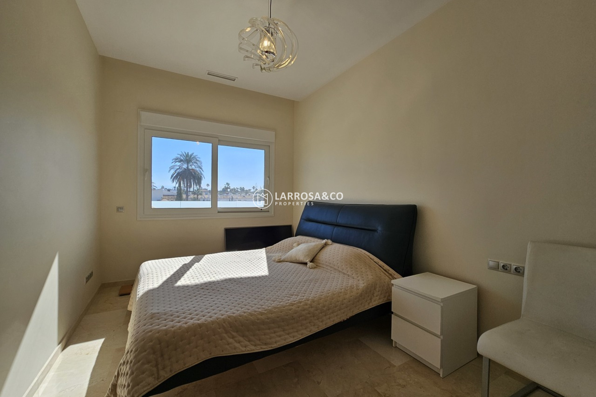 Herverkoop - Villa - La Zenia - Costa Blanca