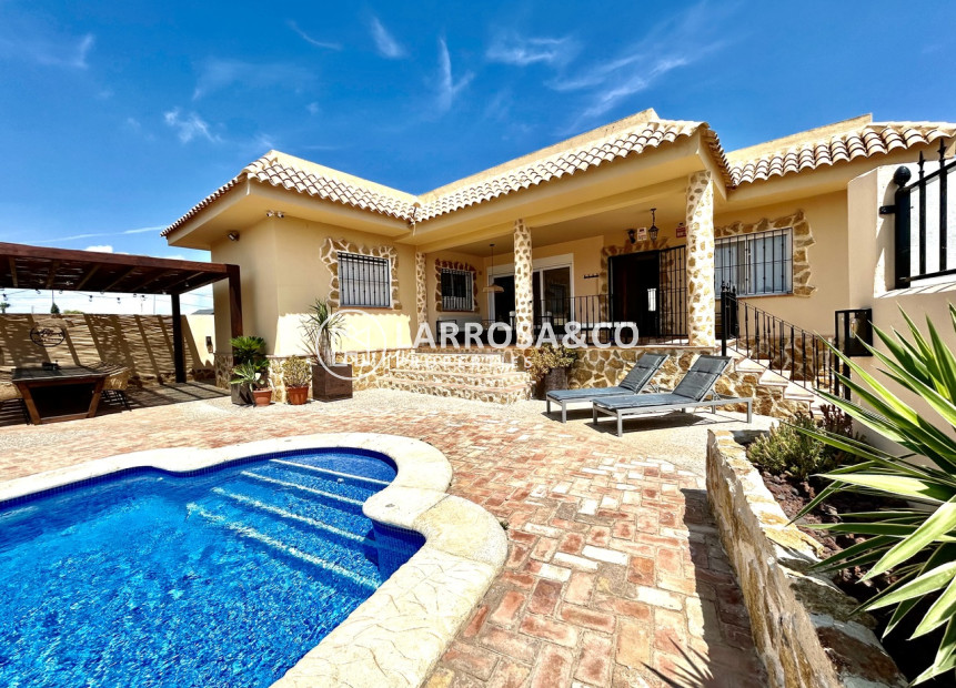Herverkoop - Villa - La Zenia - Costa Blanca
