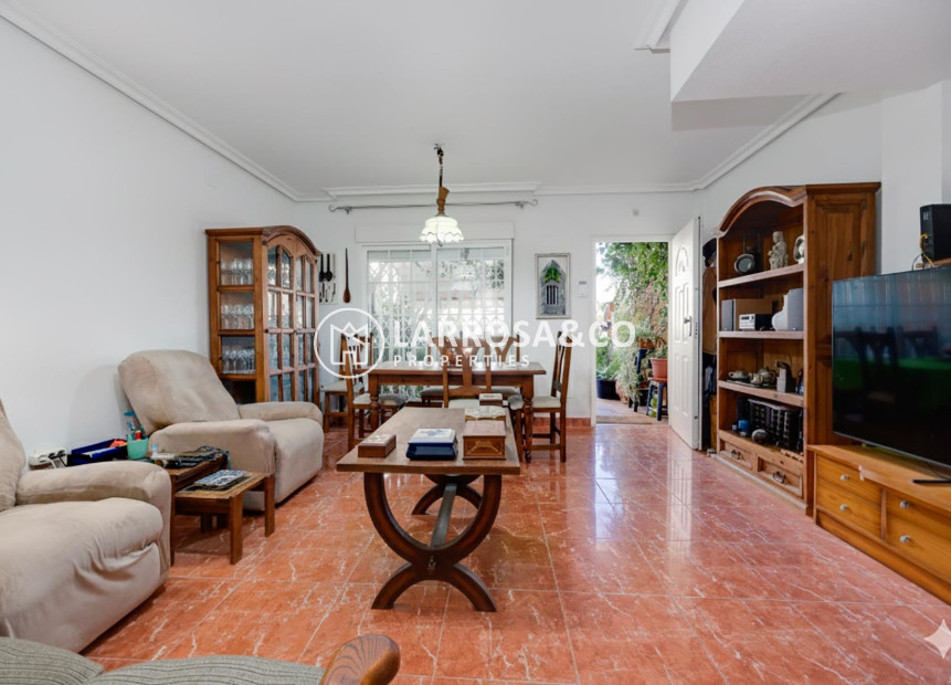 Herverkoop - Villa - Orihuela costa - Costa Blanca