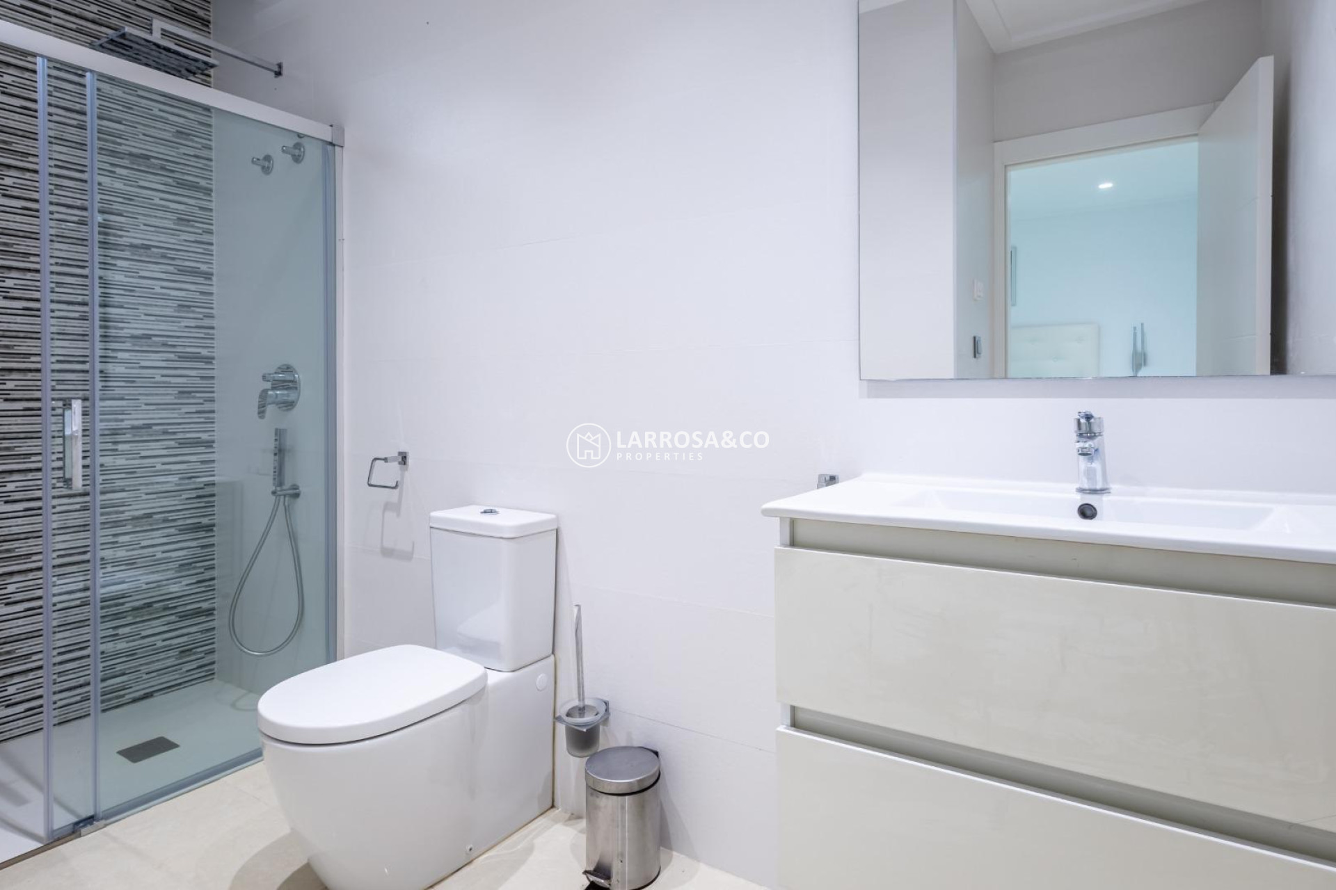 Herverkoop - Villa - Orihuela costa - PAU 8