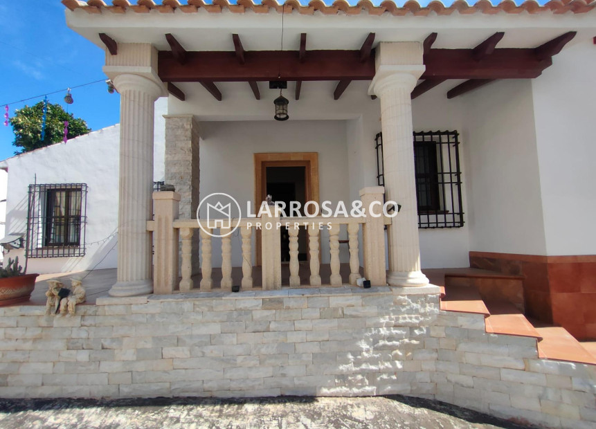 Herverkoop - Villa - Orihuela costa - Villamartin 