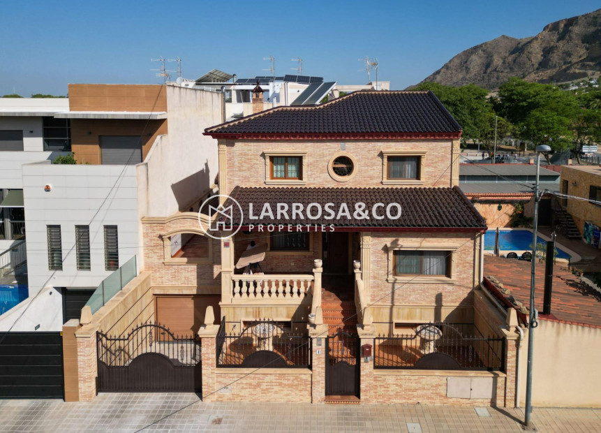 Herverkoop - Villa - Redovan - Comunidad valenciana