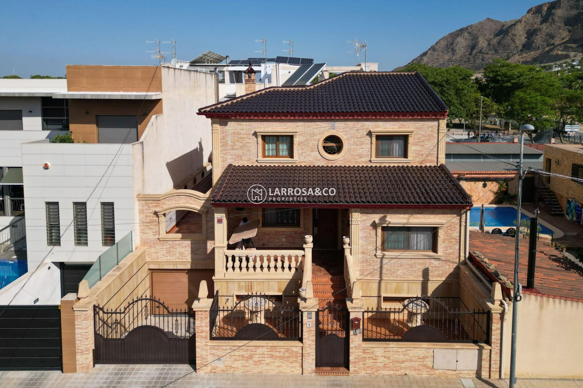 Herverkoop - Villa - Redovan - Comunidad valenciana