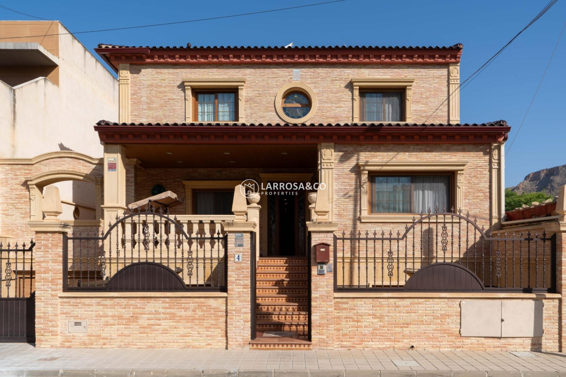 Herverkoop - Villa - Redovan - Comunidad valenciana