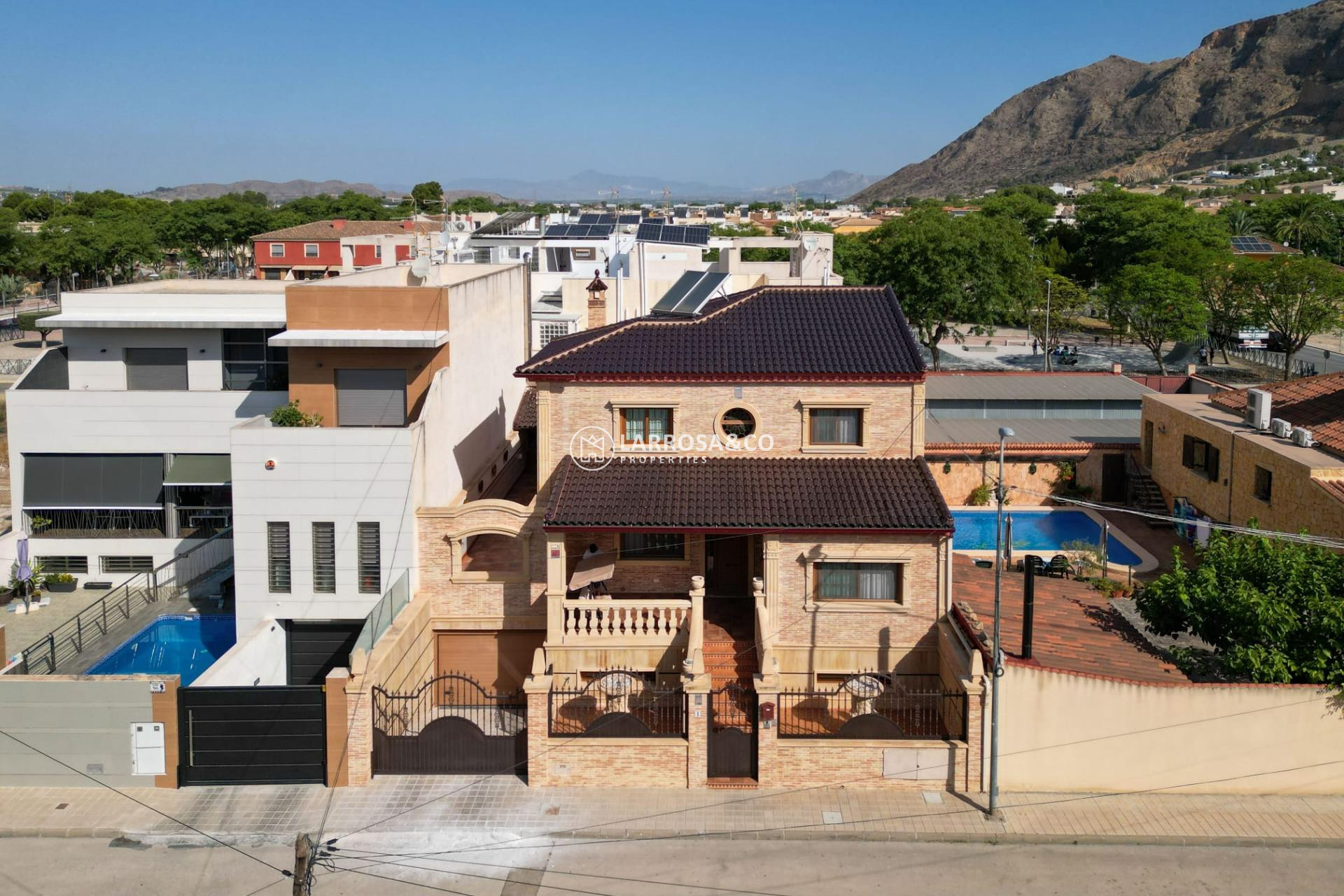 Herverkoop - Villa - Redovan - Comunidad valenciana