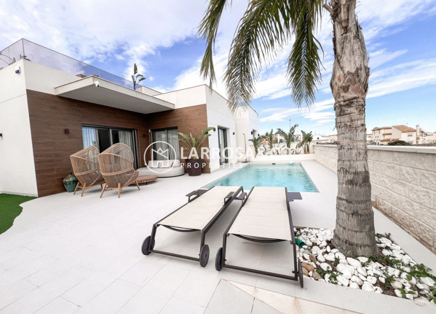 Herverkoop - Villa - San Miguel de Salinas - Inland