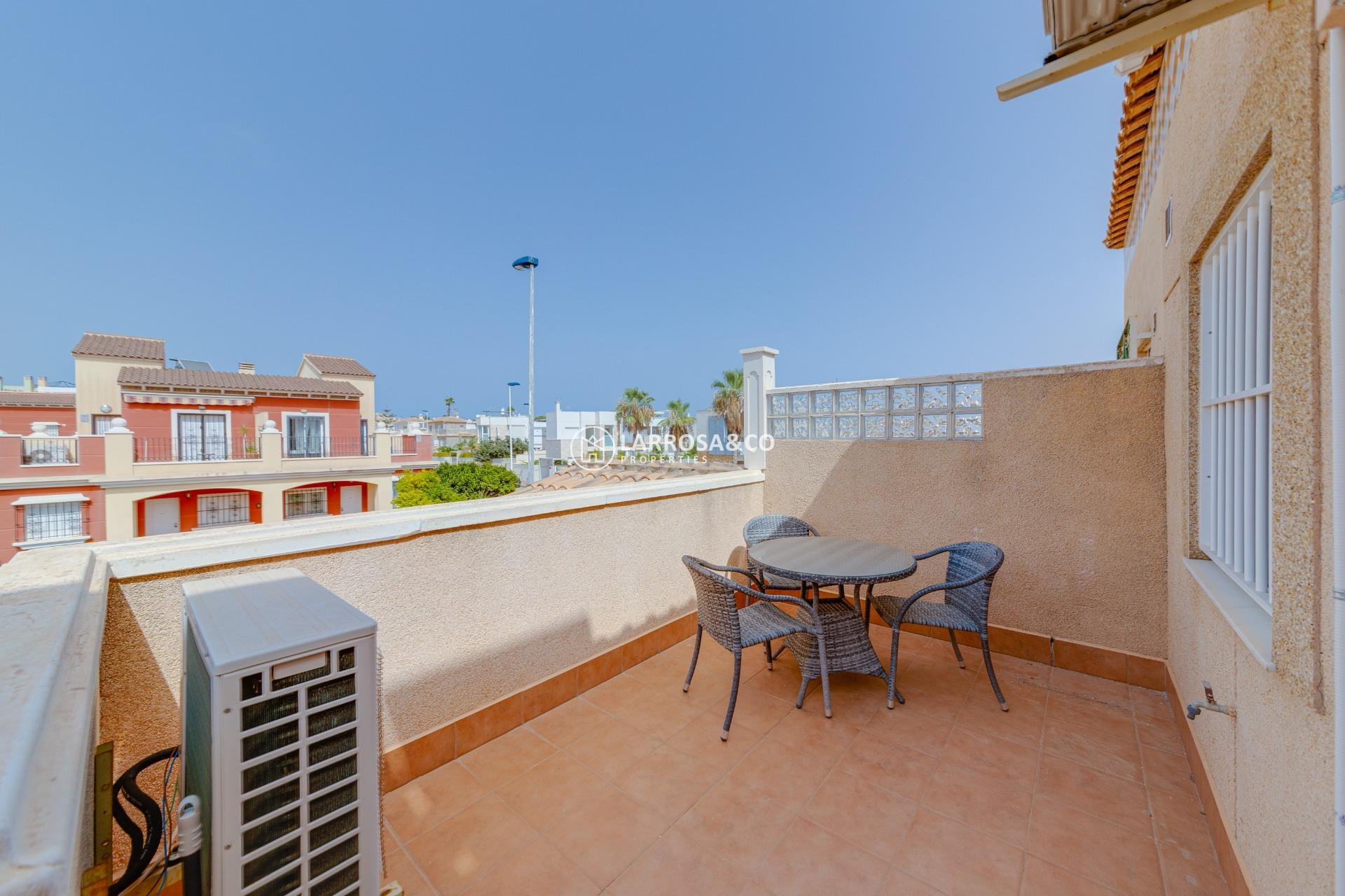 Herverkoop - Villa - Torrevieja - Aguas Nuevas