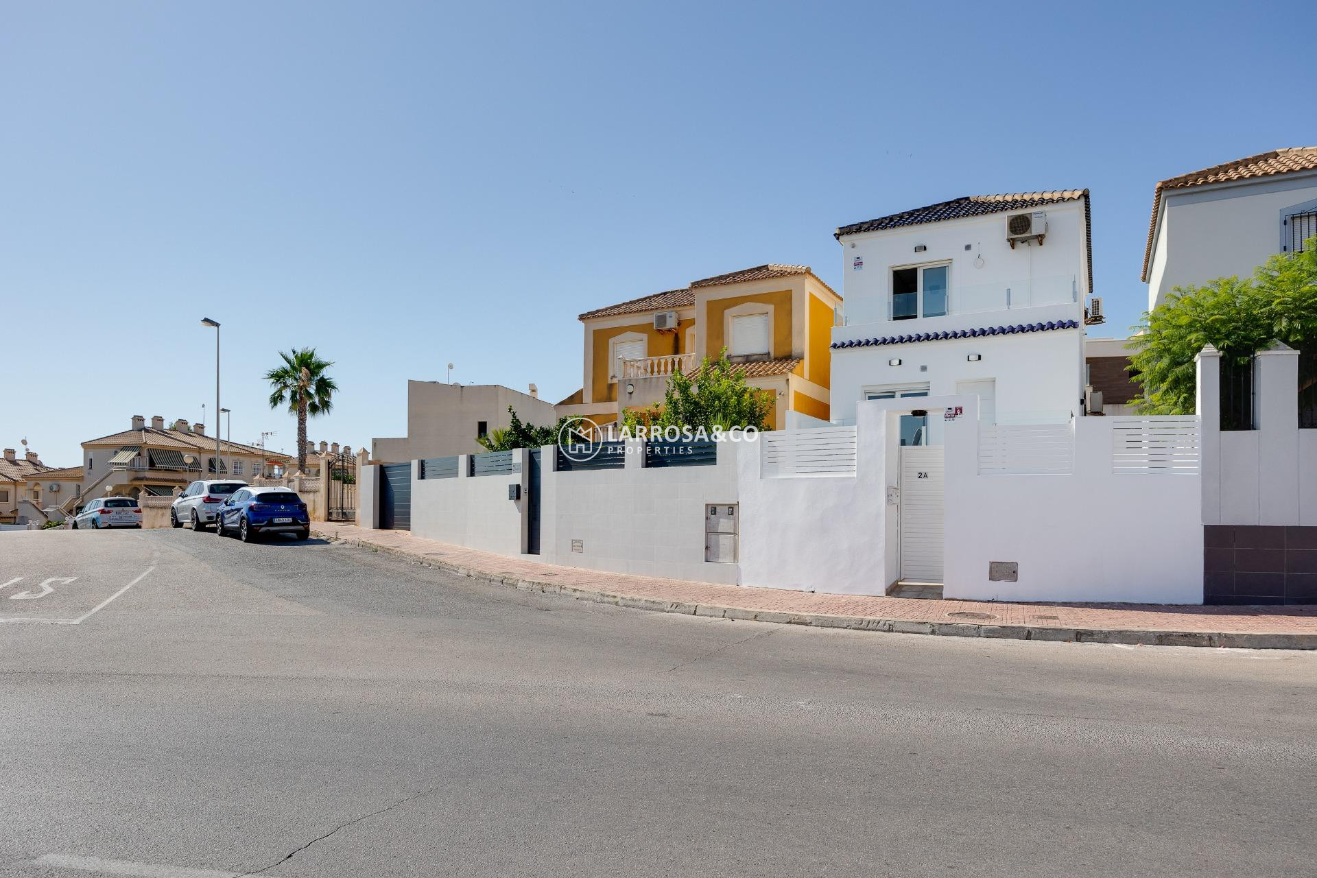 Herverkoop - Villa - Torrevieja - Aguas Nuevas