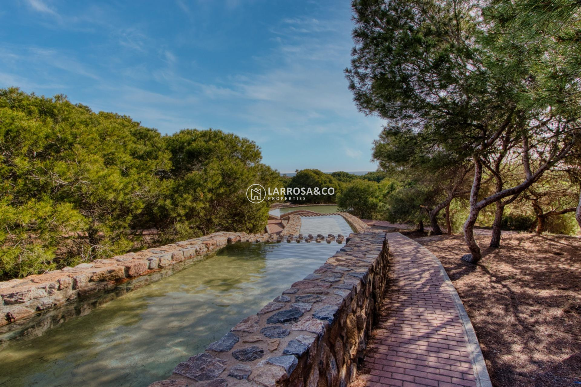 Herverkoop - Villa - Torrevieja - Aguas Nuevas