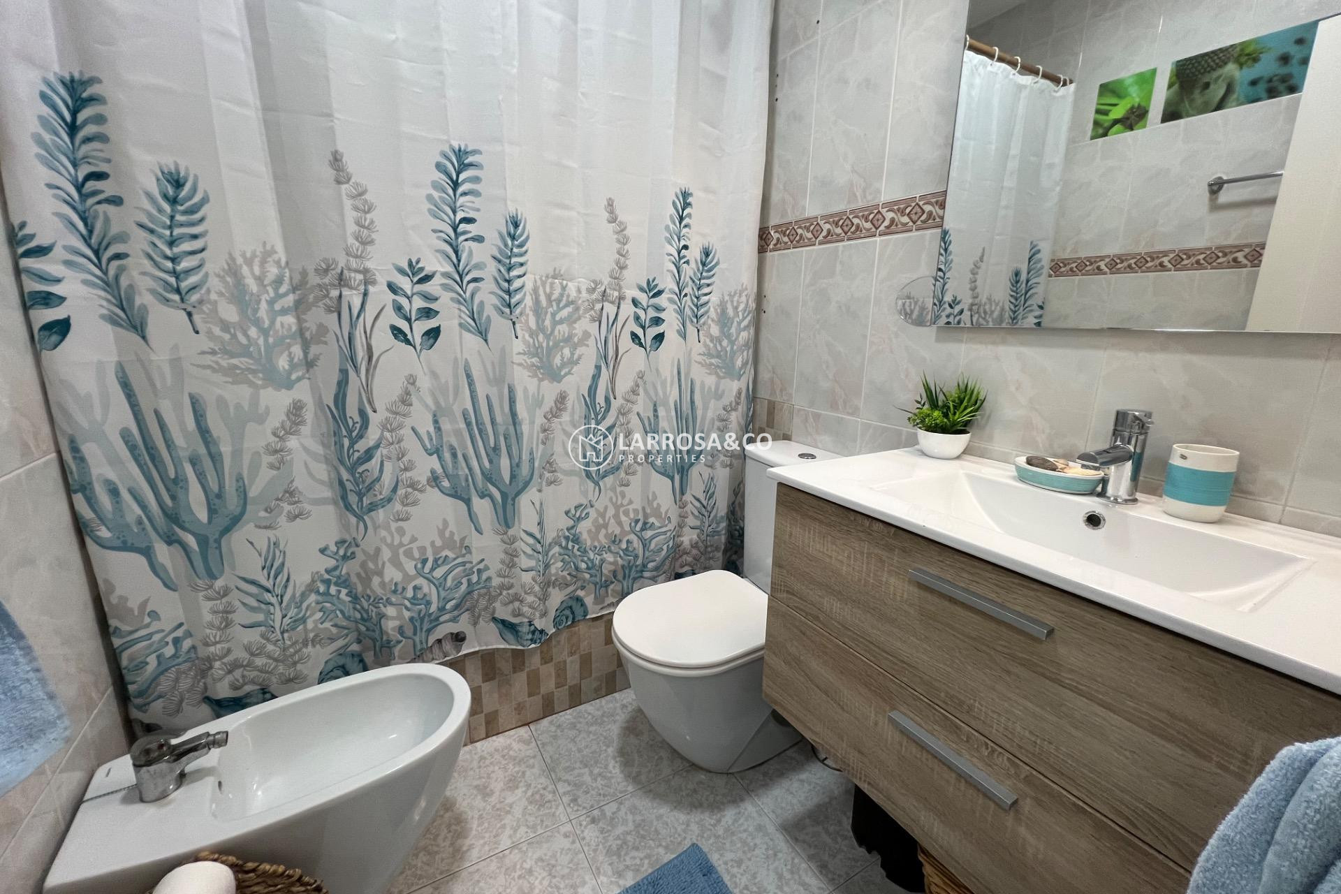 Herverkoop - Villa - Torrevieja - Aguas Nuevas