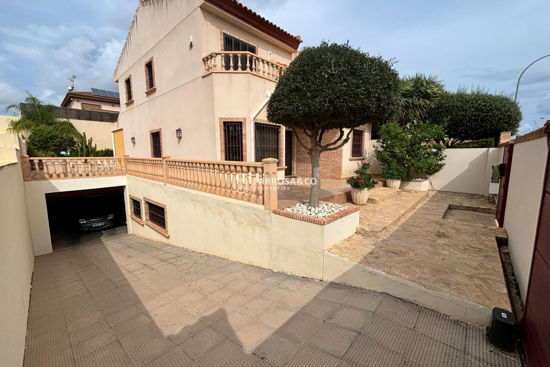 Herverkoop - Villa - Torrevieja Centro - Torrevieja