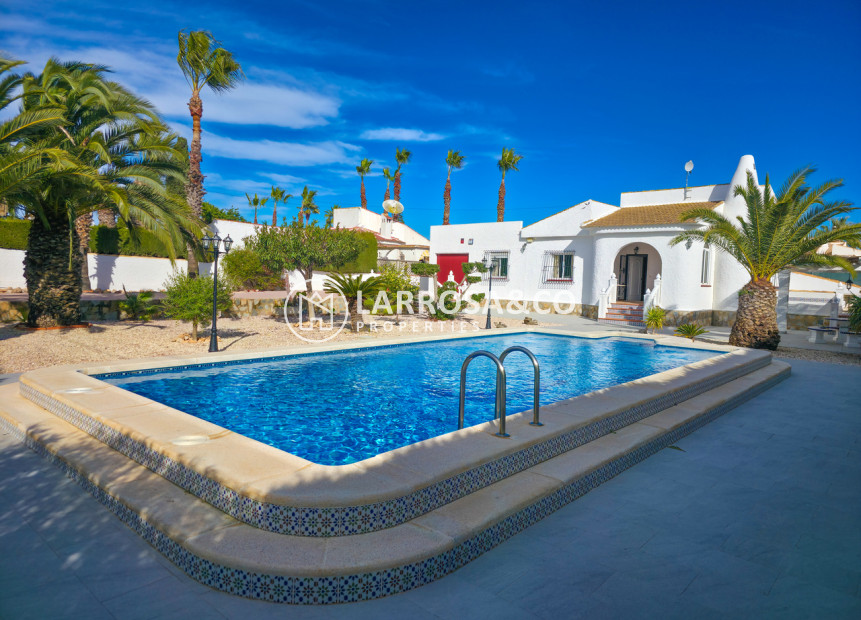 Herverkoop - Villa - Torrevieja - Costa Blanca