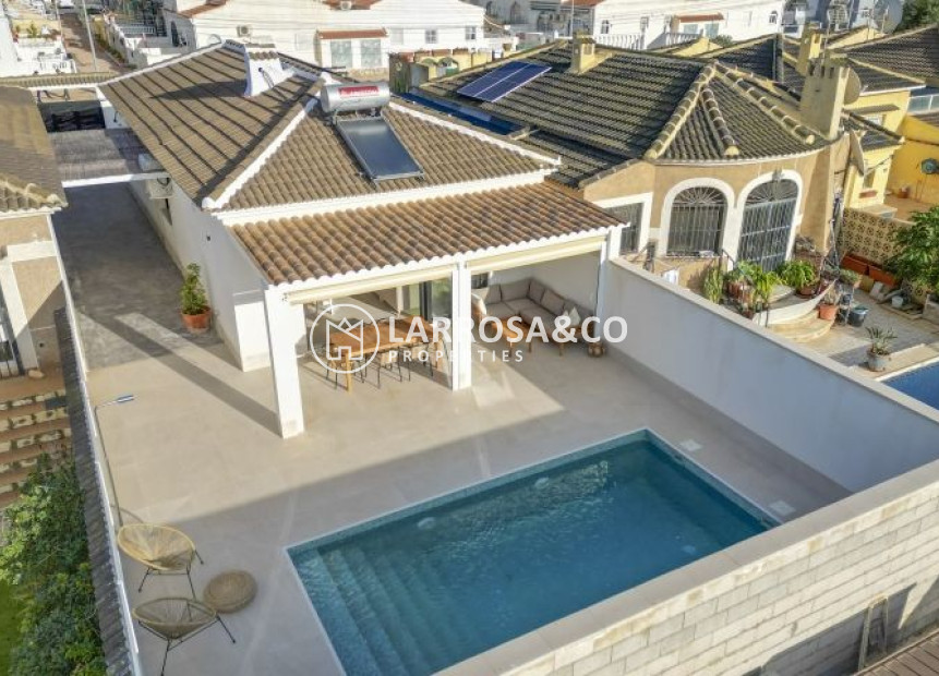 Herverkoop - Villa - Torrevieja - Costa Blanca