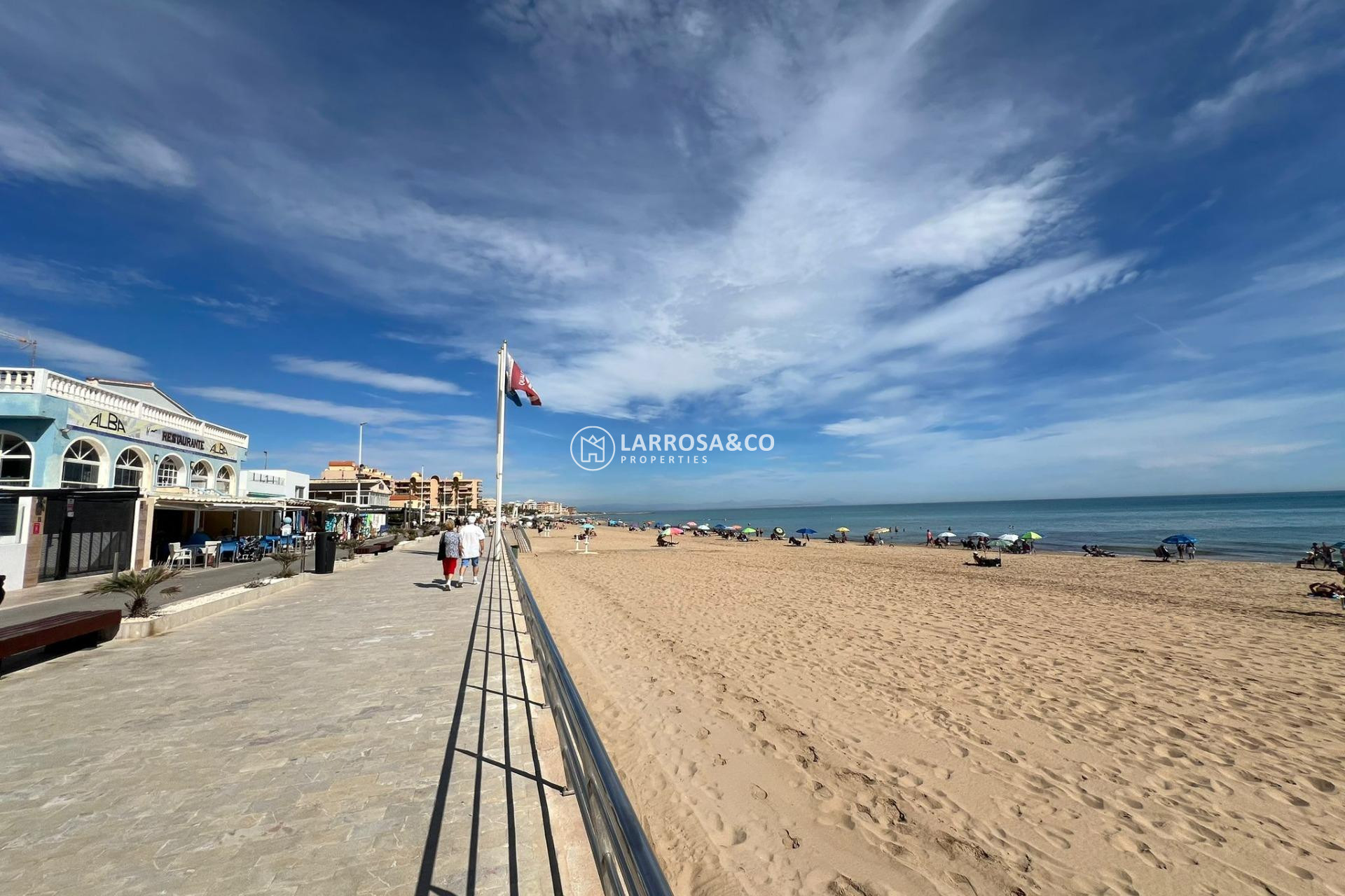 Herverkoop - Villa - Torrevieja - La Mata