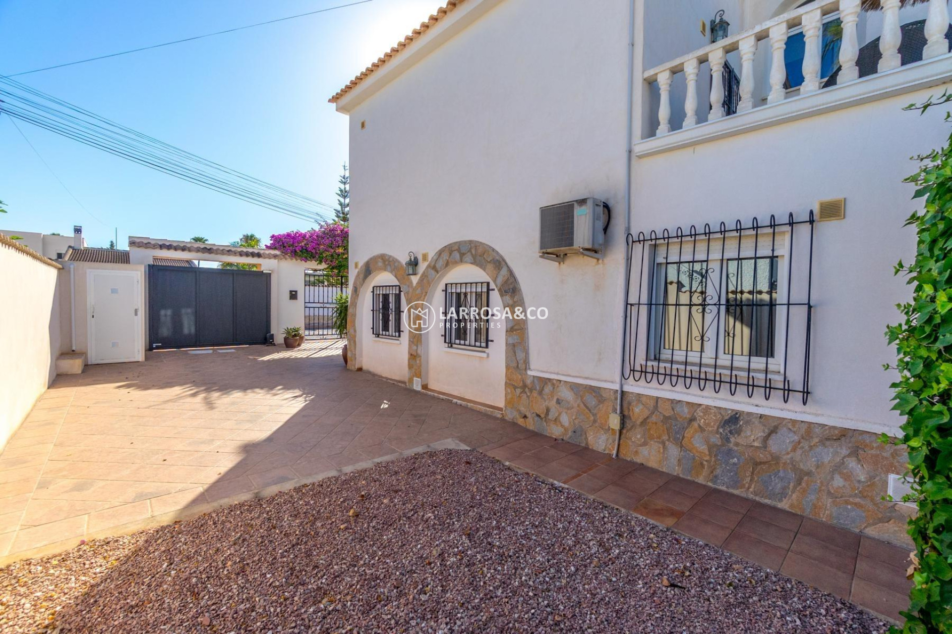 Herverkoop - Villa - Torrevieja - La Siesta - El Salado - Torreta