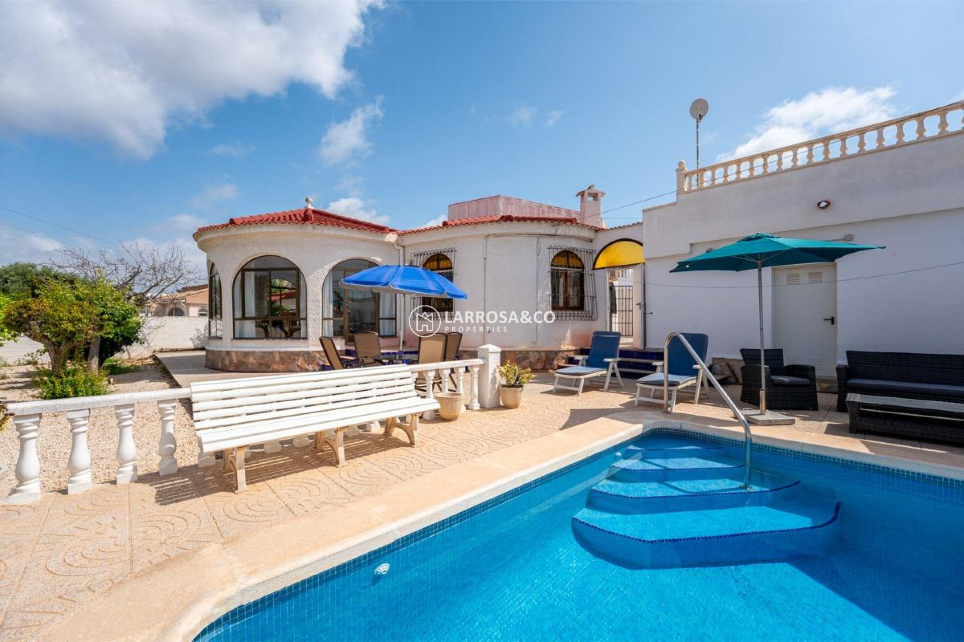 Herverkoop - Villa - Torrevieja - La Siesta - El Salado - Torreta