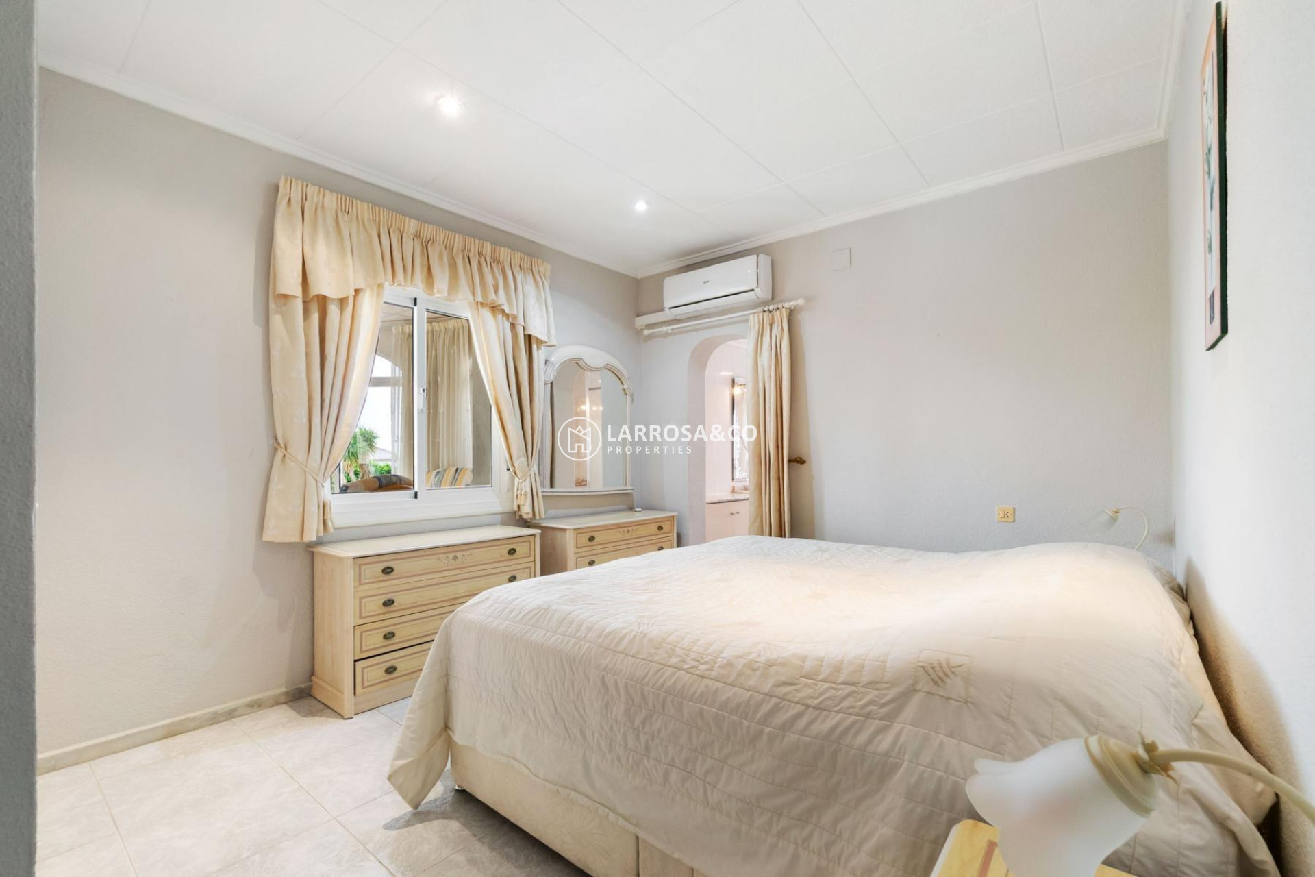 Herverkoop - Villa - Torrevieja - La Siesta - El Salado - Torreta