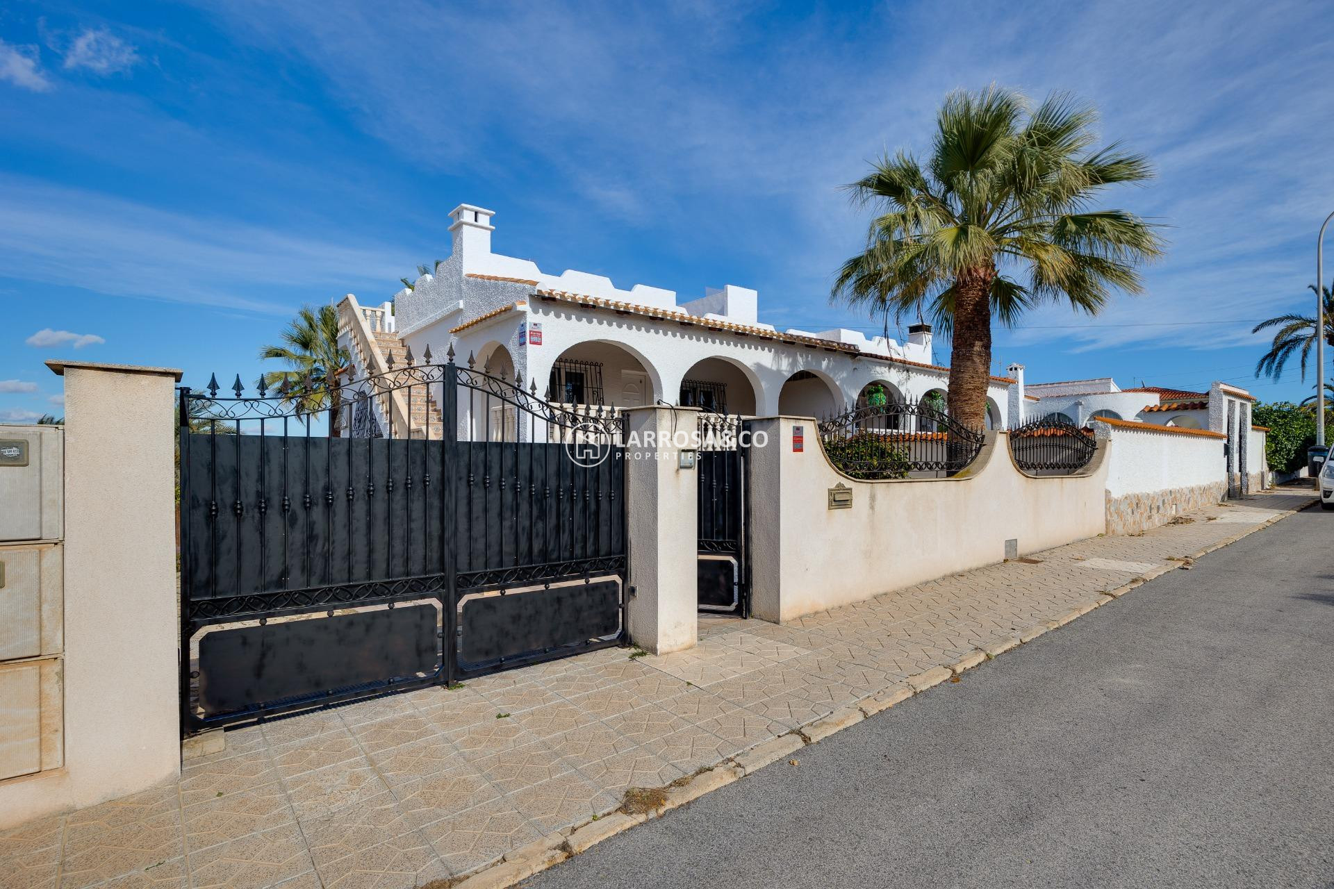 Herverkoop - Villa - Torrevieja - La Siesta - El Salado - Torreta
