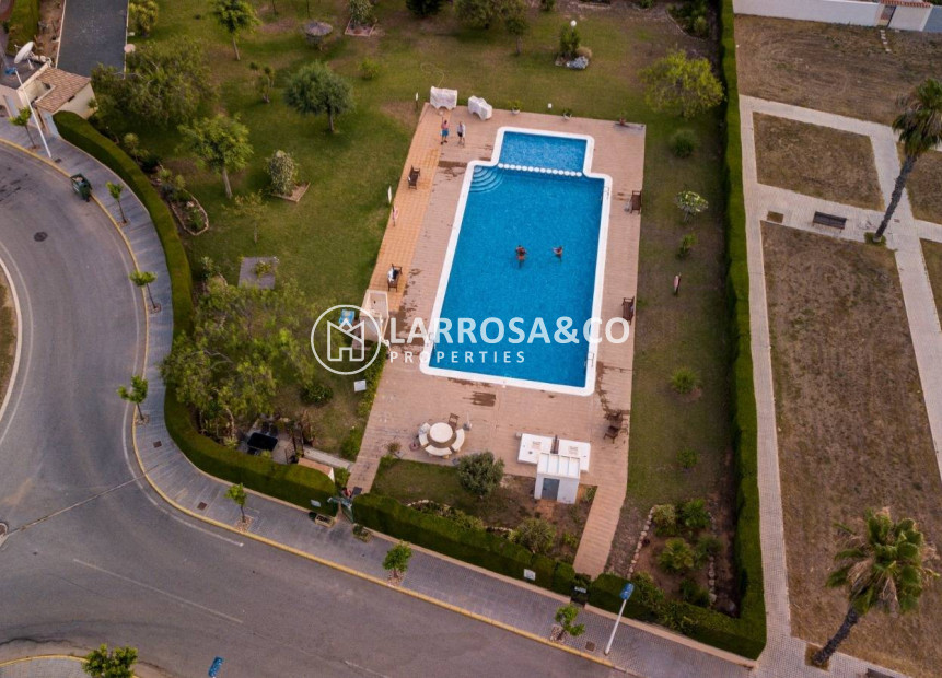 Herverkoop - Villa - Torrevieja - La Siesta - El Salado - Torreta