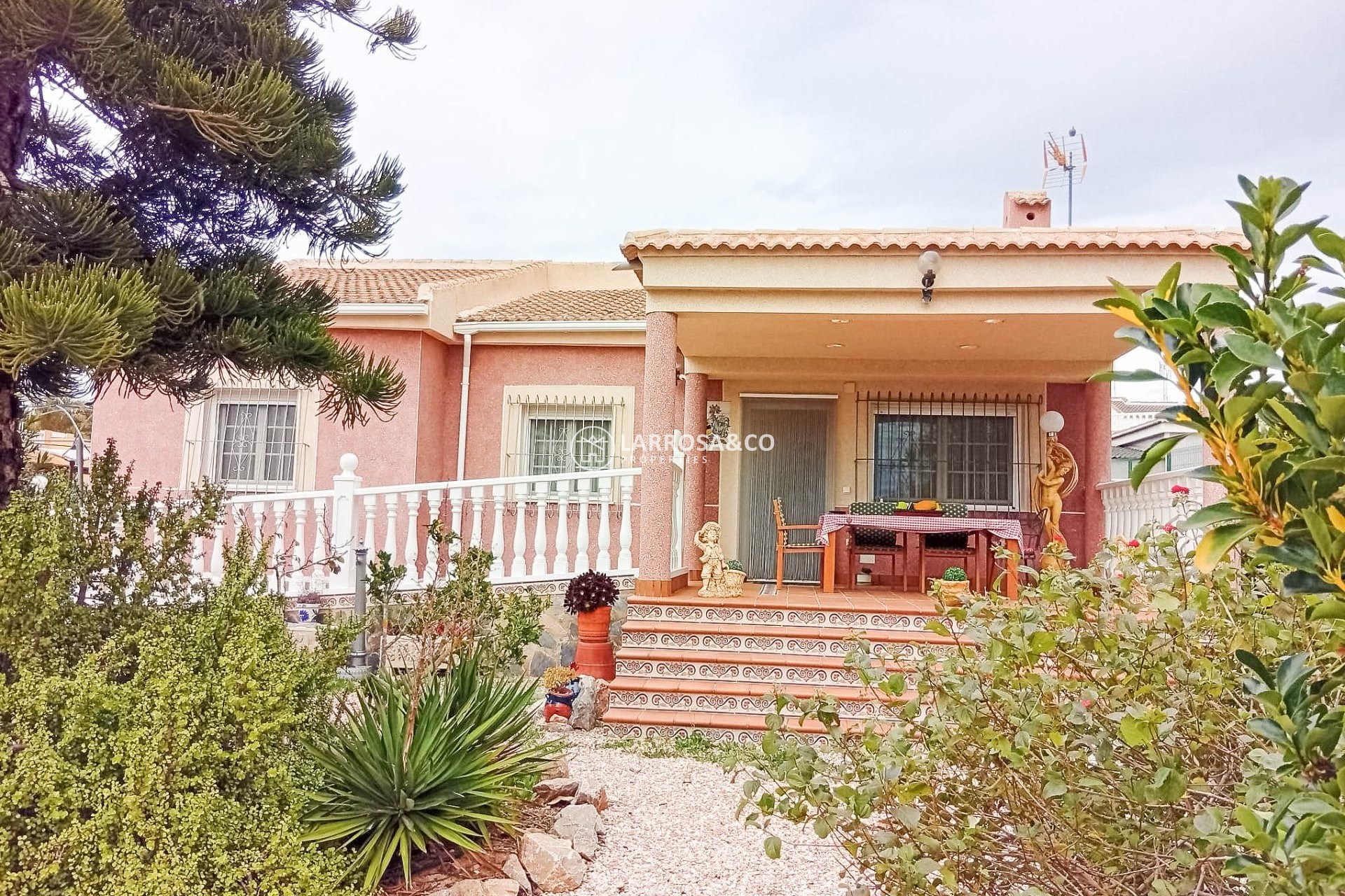 Herverkoop - Villa - Torrevieja - La Siesta - El Salado - Torreta