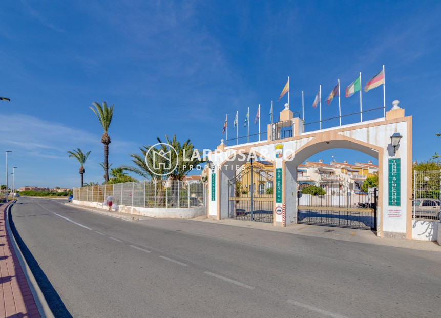 Herverkoop - Villa - Torrevieja - La siesta