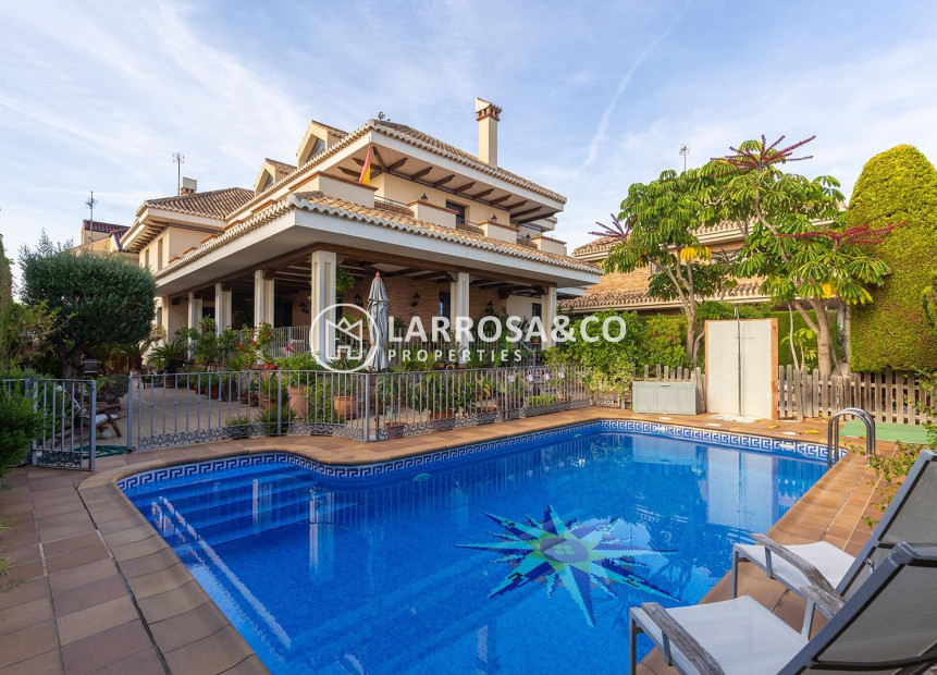 Herverkoop - Villa - Torrevieja - La veleta