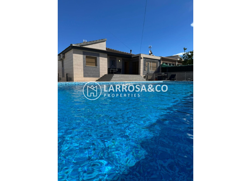 Herverkoop - Villa - Torrevieja - Los Balcones - Los Altos del Edén